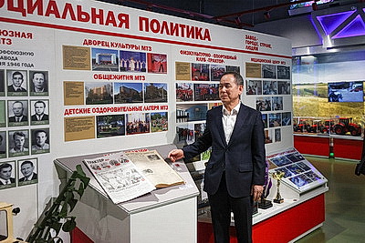 Индонезийская делегация оценила белорусскую технику во время визита на МТЗ и МАЗ