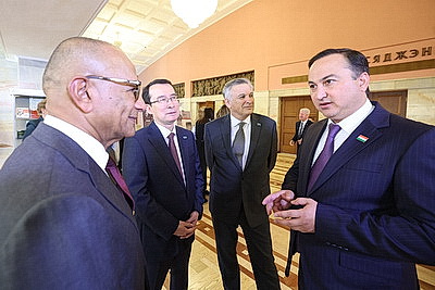 \"Максимально задействовать полномочия для реализации решений\". Сергеенко о ключевой задаче на сессию