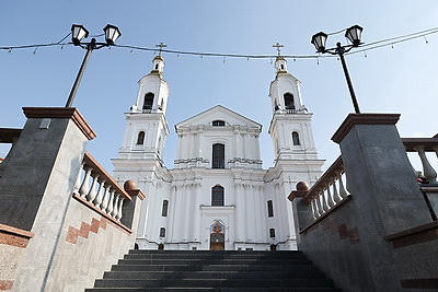 Радостью наполняется сердце. Ковчег с Поясом Пресвятой Богородицы встретили в Витебске