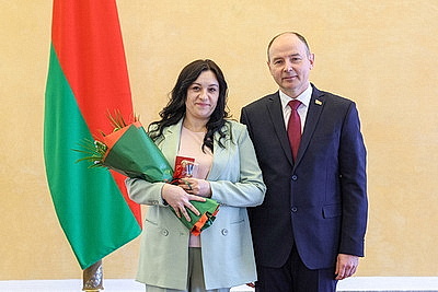 Орденом Матери наградили 42 представительниц Минской области