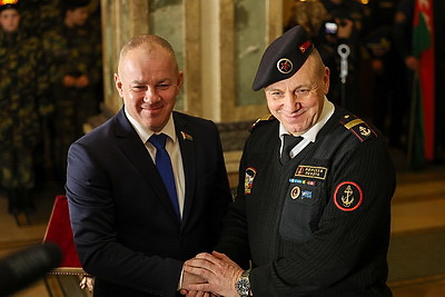 В крипту Всехсвятского храма заложили капсулы с землей и водой с мест гибели белорусов