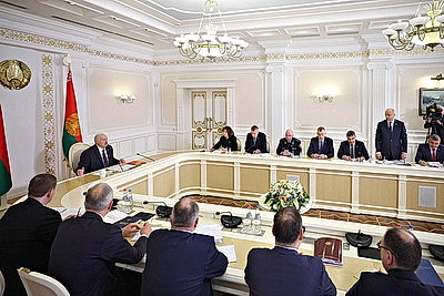 Лукашенко о перспективах Витебской области: нужен пошаговый антикризисный план