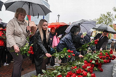 Памятный знак участникам минского подполья открыли в столице