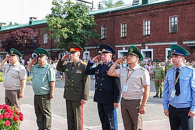 Память пограничников почтили в Бресте акцией \"Боевой расчет\"