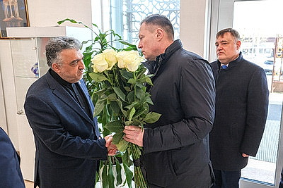 В книге соболезнований в посольстве Ирана в Беларуси продолжают оставлять записи