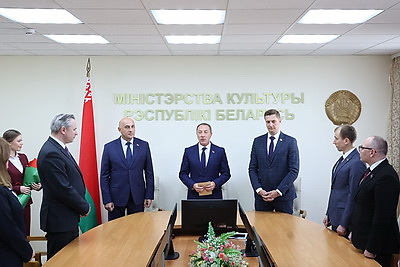 Снопков представил нового министра культуры коллективу ведомства