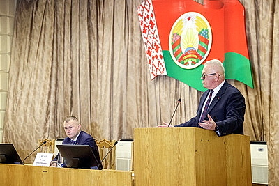 Идеал белорусской женщины, кадровый вопрос, развитие экономики. О чем говорил глава ЦИК с коллективом \"Гомсельмаша\"