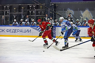 Команда Президента выиграла четвертый матч в РХЛ