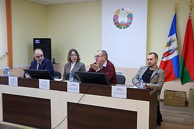 Операции в режиме онлайн увидели хирурги Минской области на семинаре в Узденской ЦРБ