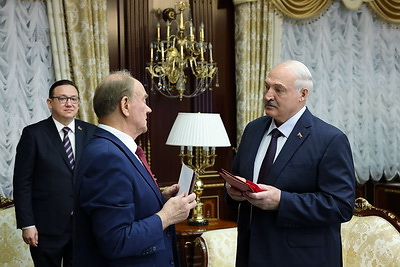 Лукашенко встретился с лидером КПРФ Зюгановым
