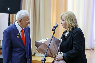 Пример служения стране. В Минске чествовали третьего народного учителя Александра Фельдмана