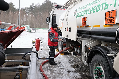 Рекордный спрос на топливную \"Арктику\" зафиксировали в крепкие морозы на АЗС \"Белоруснефти\"