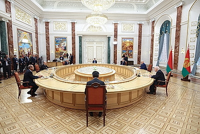 Лукашенко встретился с главами делегаций - участниками заседания Евразийского межправсовета