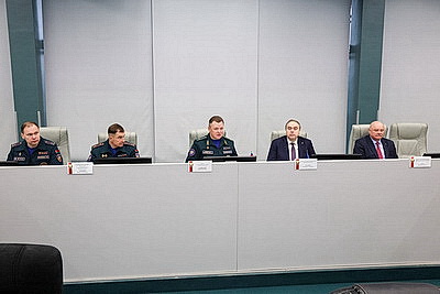 Как космические технологии помогают спасателям: МЧС и НАН обсудили новые решения