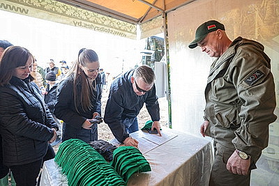 Члены Совета Республики приняли участие в акции \"Лес! Дабро! Парадак!\" в Столбцовском районе