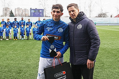 Минское \"Динамо\" вышло в лидеры футбольного чемпионата Беларуси