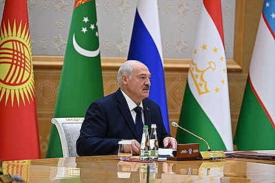 Лукашенко принимает участие в саммите СНГ в Туркменистане
