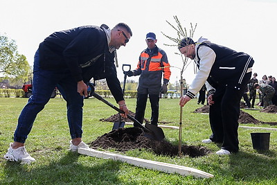 \"БлогБай. Маёвка\". Слет блогеров проходит в Лидском районе