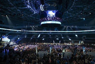 \"Наши болельщики - лучшие\". Хоккейное \"Динамо\" закрыло сезон в \"Минск-Арене\"