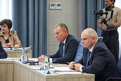 В Мингорисполкоме рассмотрели меры по сокращению объемов сверхнормативного строительства