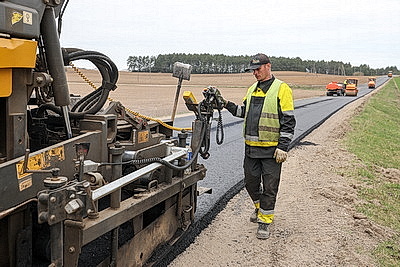 Активно включились в ремонт дорог в Гродненском районе