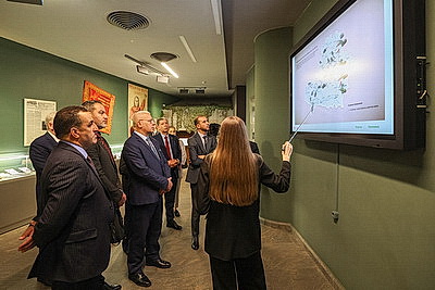 Парламентская делегация Алжира посетила музей истории ВОВ