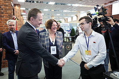 ИТ-ресурс Беларуси. Турчин ознакомился с ключевыми разработками ПВТ