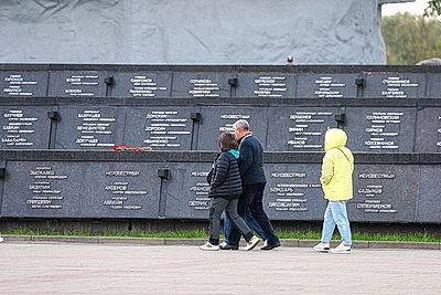 Мемориальному комплексу \"Брестская крепость-герой\" - 55 лет