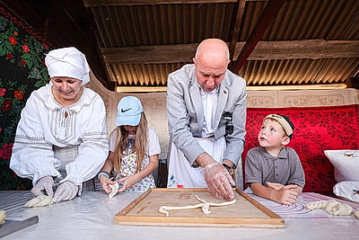 В Свислочи состоялся республиканский каравай-фест \"Бацькава булка\"