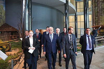 Парламентская делегация Алжира посетила музей истории ВОВ