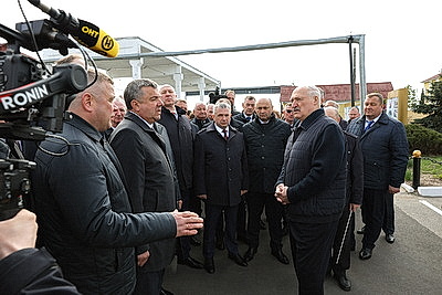 Лукашенко обозначил актуальные задачи по развитию агросервисов