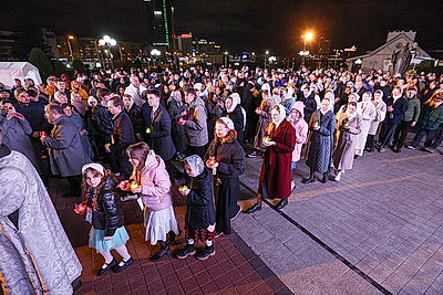 Православные верующие отмечают Пасху