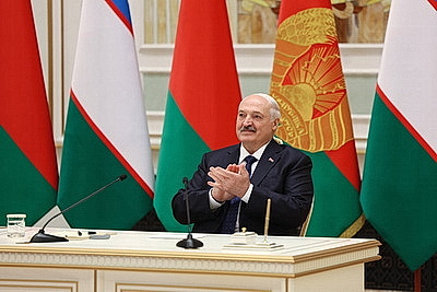Лукашенко и Мирзиёев подписали Декларацию об установлении стратегического партнерства Беларуси и Узбекистана