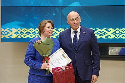 Журналистов БЕЛТА наградили за победу в конкурсе на лучшее освещение развития и строительства Вооруженных Сил