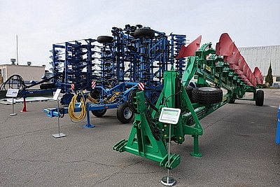 Лукашенко обозначил актуальные задачи по развитию агросервисов