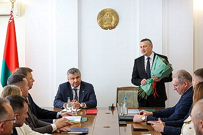 Нового министра природных ресурсов и охраны окружающей среды представили коллективу ведомства