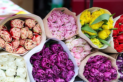 Атмосфера на улицах белорусских городов в преддверии 8 Марта