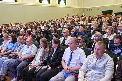 \"Пульс страны\". Марков и Богодель встретились с жителями Лиды и Полоцка