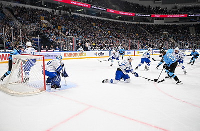 Минское \"Динамо\" одержало вторую победу в серии первого раунда плей-офф КХЛ