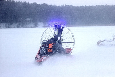 Работники ОСВОДа в Гродно продемонстрировали алгоритм действий при несчастном случае на подледной рыбалке