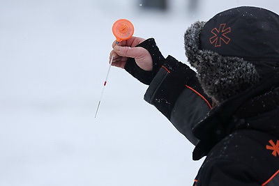 Клевое место! Зимняя рыбалка на Фатинском заливе в Могилеве