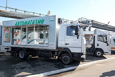 Автомагазины с самообслуживанием. Как в Беларуси планируют развивать торговлю на селе