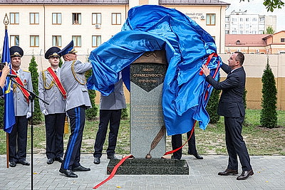 В Бресте открыли памятный знак к 15-летию Следственного комитета