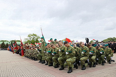 Радостно, трепетно, масштабно празднуют День Победы в Бресте