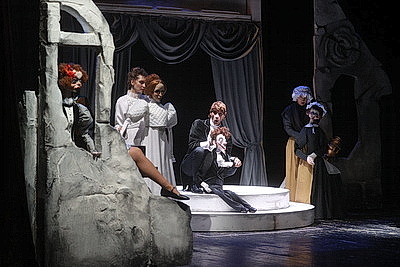 Самый длинный вечер в репертуаре. В Брестском театре кукол - премьера спектакля \"Дядюшкин сон\"