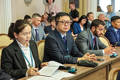 Представителей 16 стран объединил Гомельский экономический форум