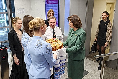 \"С напарниками понимаем друг друга с полуслова\". Единственная женщина-телохранитель в Беларуси о службе