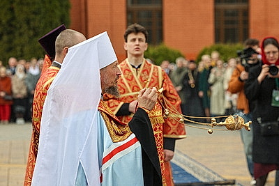 Митрополит Вениамин: патриотизм должен не только формироваться, но и укрепляться во время обучения в вузе