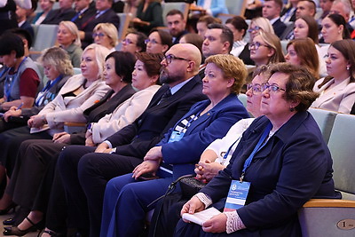 IX Съезд учителей и работников образования государств - участников СНГ проходит в Минске