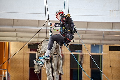 В Минске выбирают лучшего спасателя-высотника